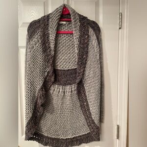 Cabi circle shawl knit sweater XS